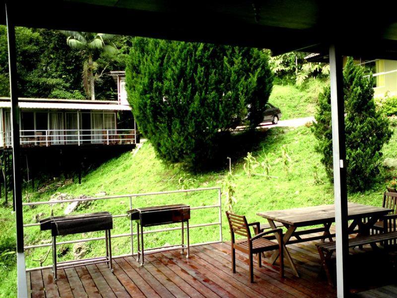 J Residence Kundasang Экстерьер фото
