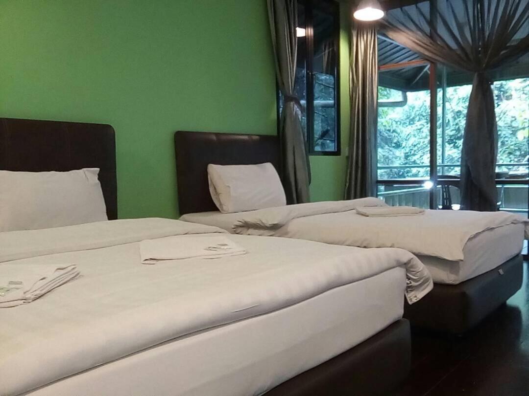 J Residence Kundasang Экстерьер фото