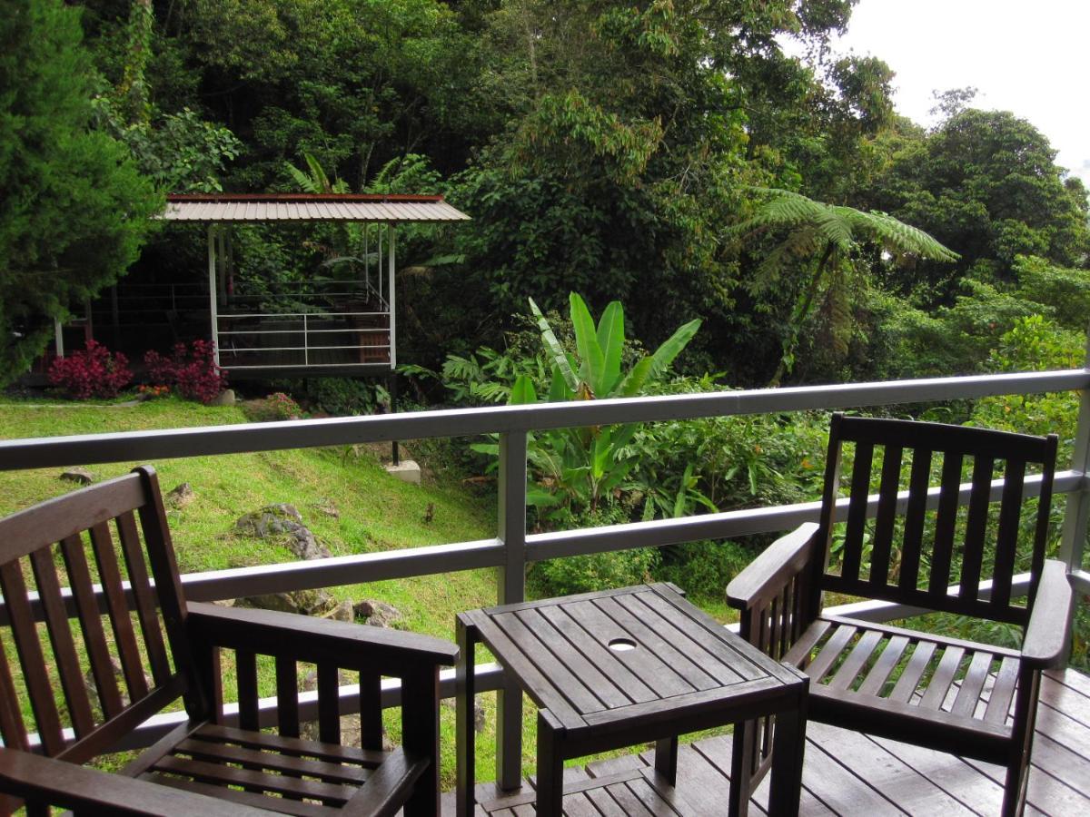 J Residence Kundasang Экстерьер фото