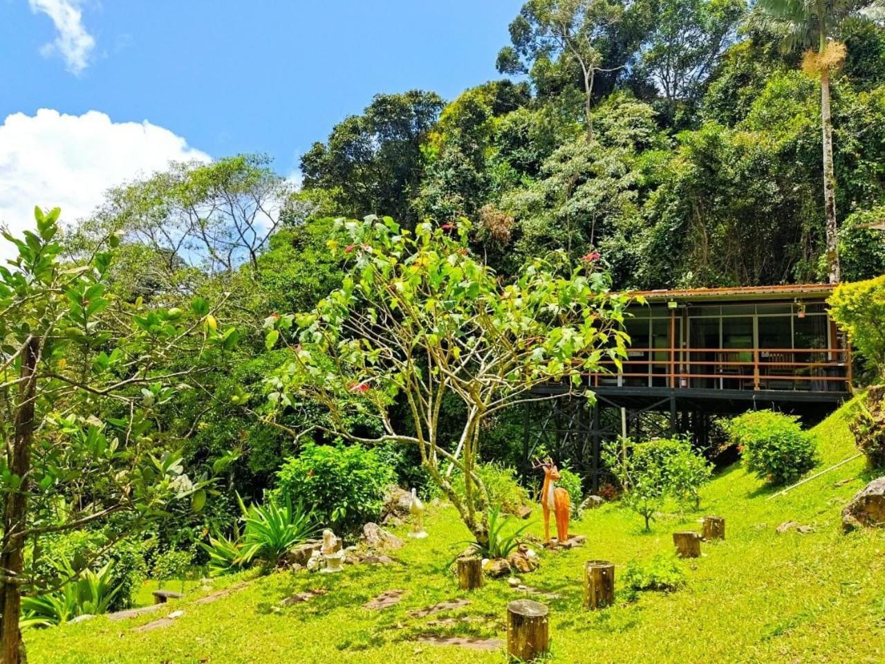 J Residence Kundasang Экстерьер фото