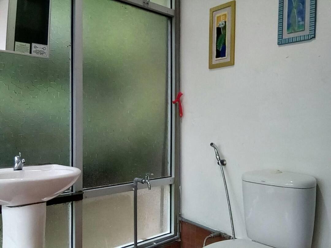 J Residence Kundasang Номер фото