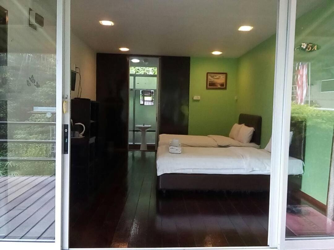 J Residence Kundasang Номер фото