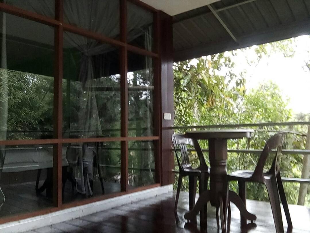 J Residence Kundasang Номер фото