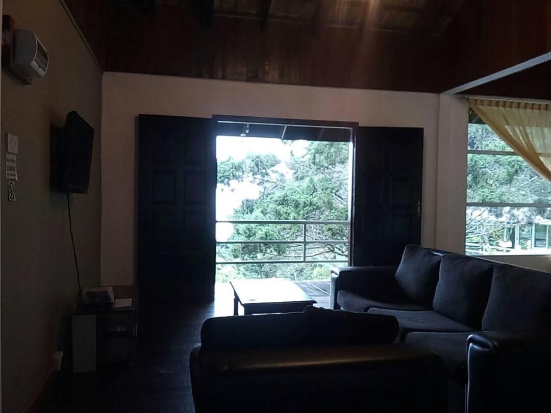 J Residence Kundasang Номер фото